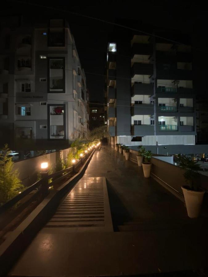 Rove By Boston Living Hyderabad Exterior photo